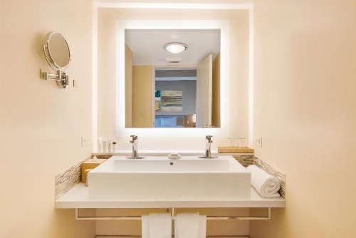 Eden Roc Miami Beach image 18