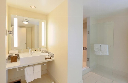 Eden Roc Miami Beach image 45